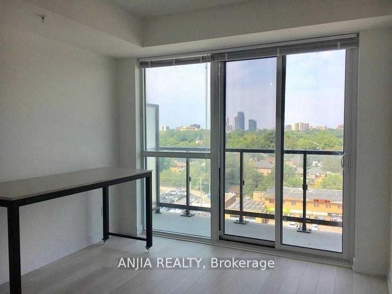 903 – 20 Thomas Riley Road
