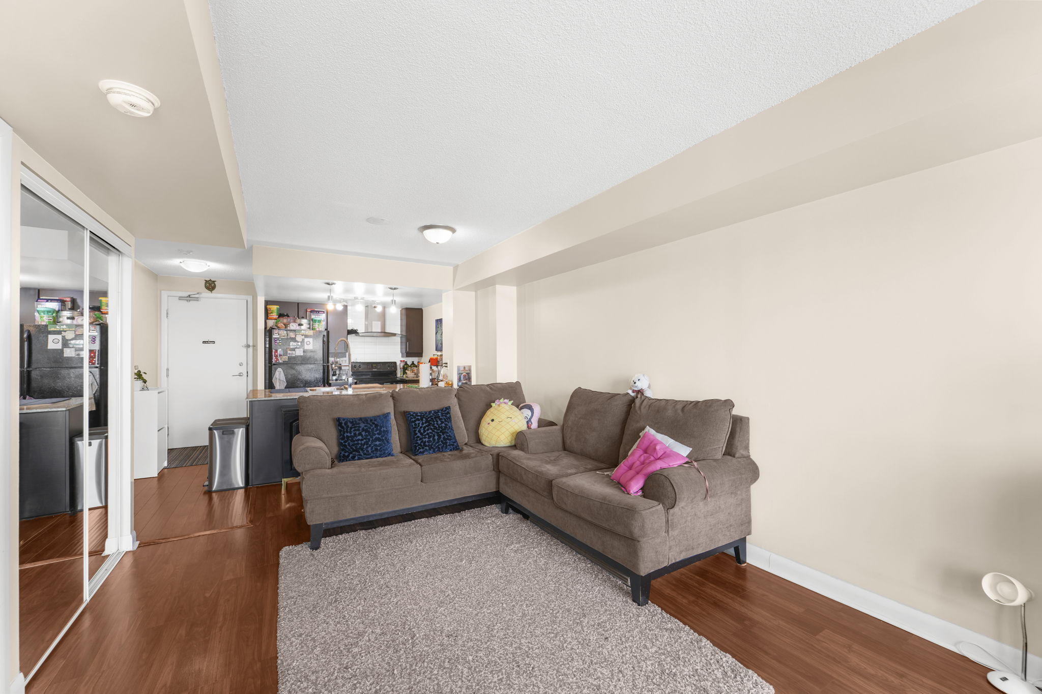 2209 – 190 Borough Drive