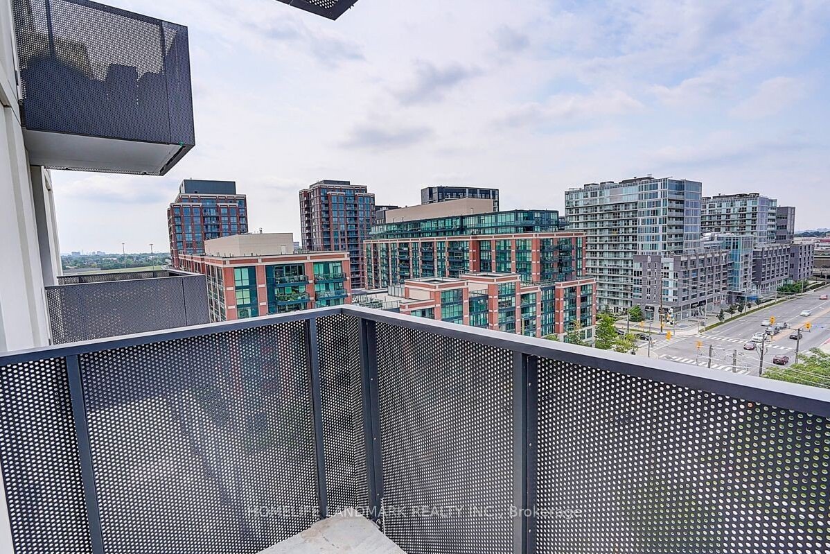 1023 – 500 Wilson Avenue