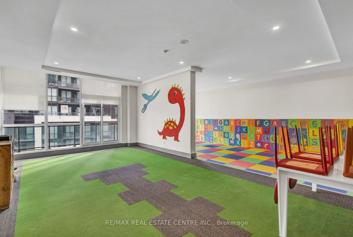 1103 – 4065 Brickstone Mews