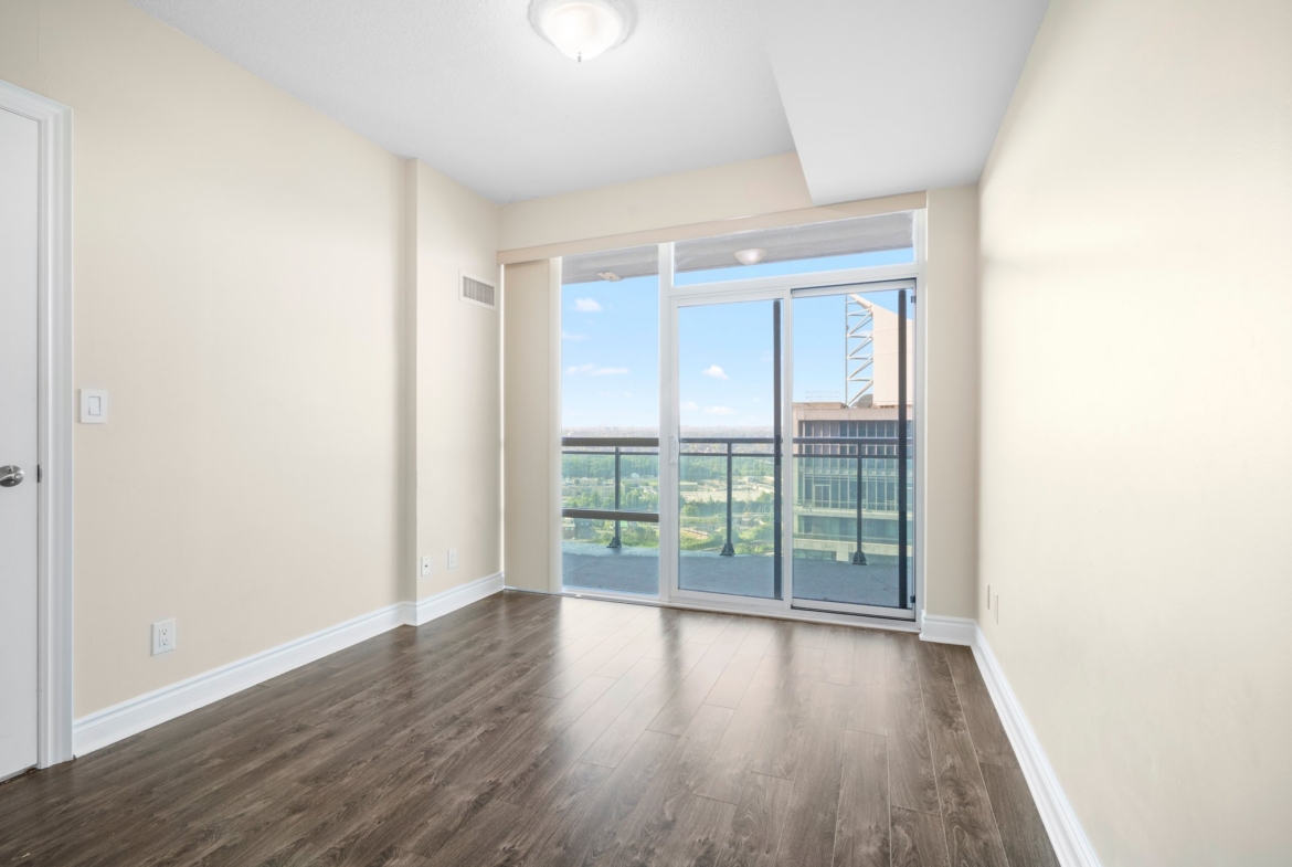 2604 – 16 Brookers Lane