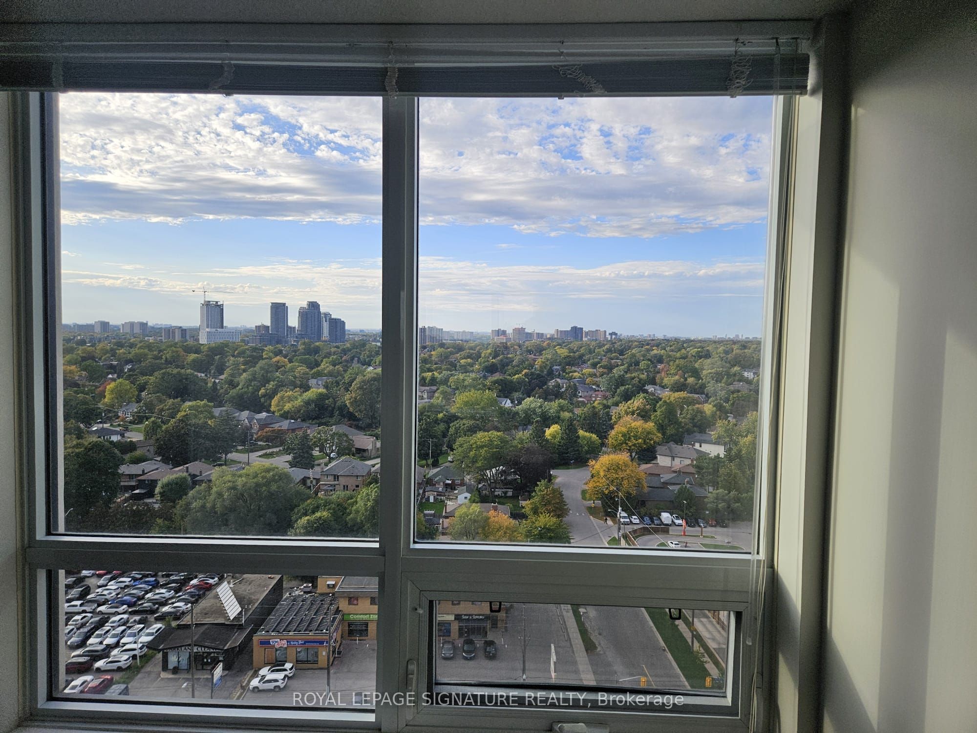 1603-20-thomas-riley-road-toronto-W12828638-12 1603 – 20 Thomas Riley Road