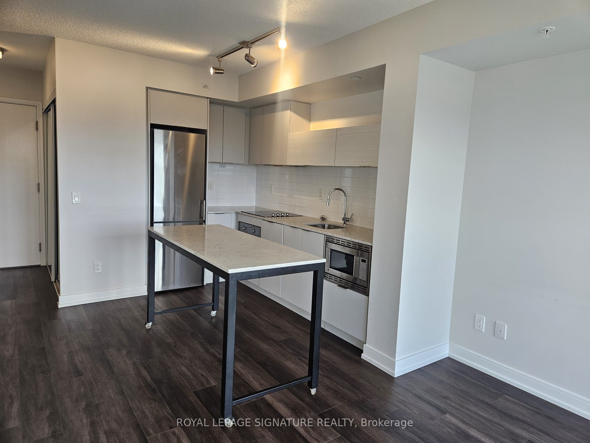1603-20-thomas-riley-road-toronto-W12828638-7 1603 – 20 Thomas Riley Road