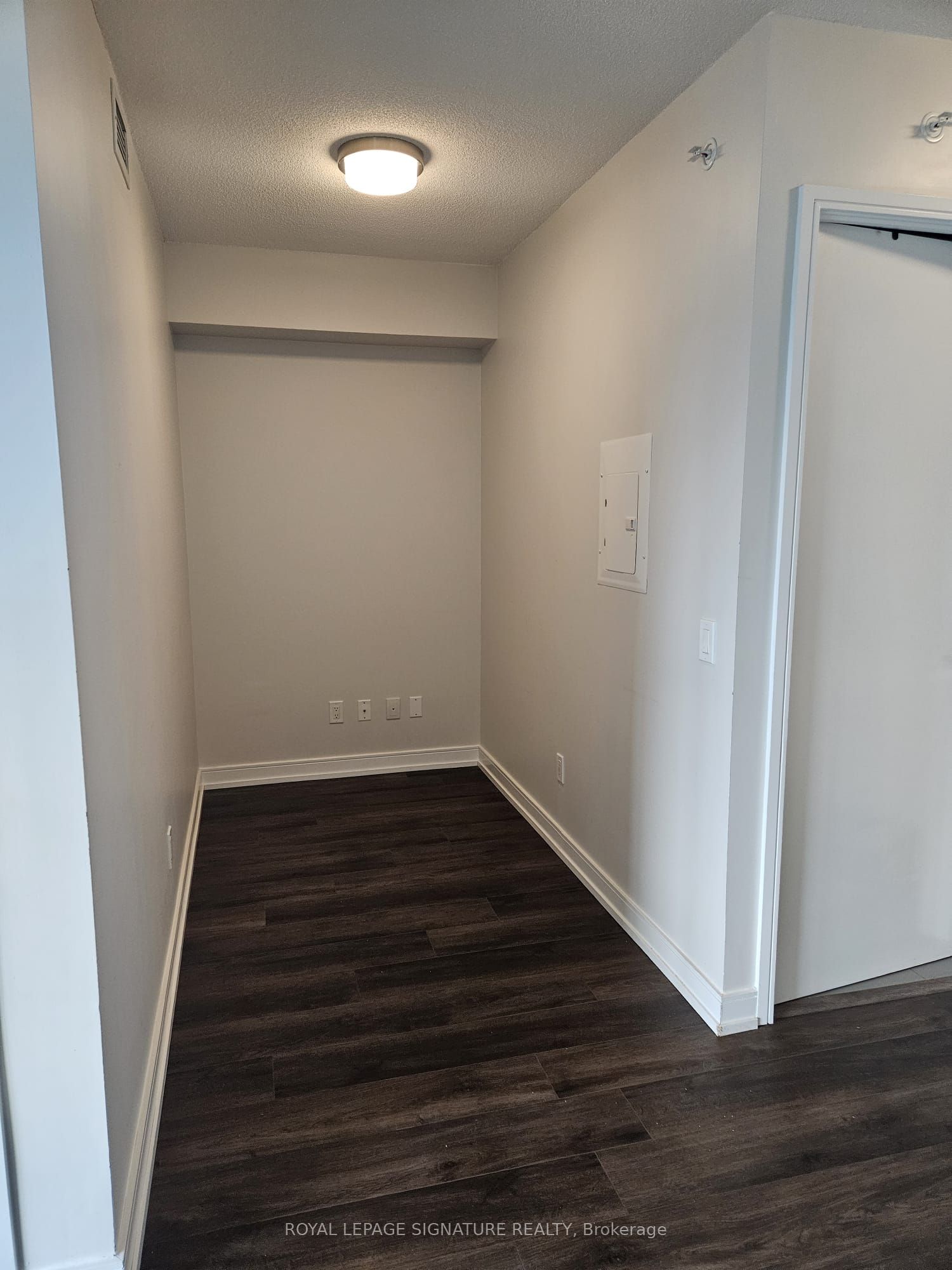 1603-20-thomas-riley-road-toronto-W12828638-9 1603 – 20 Thomas Riley Road