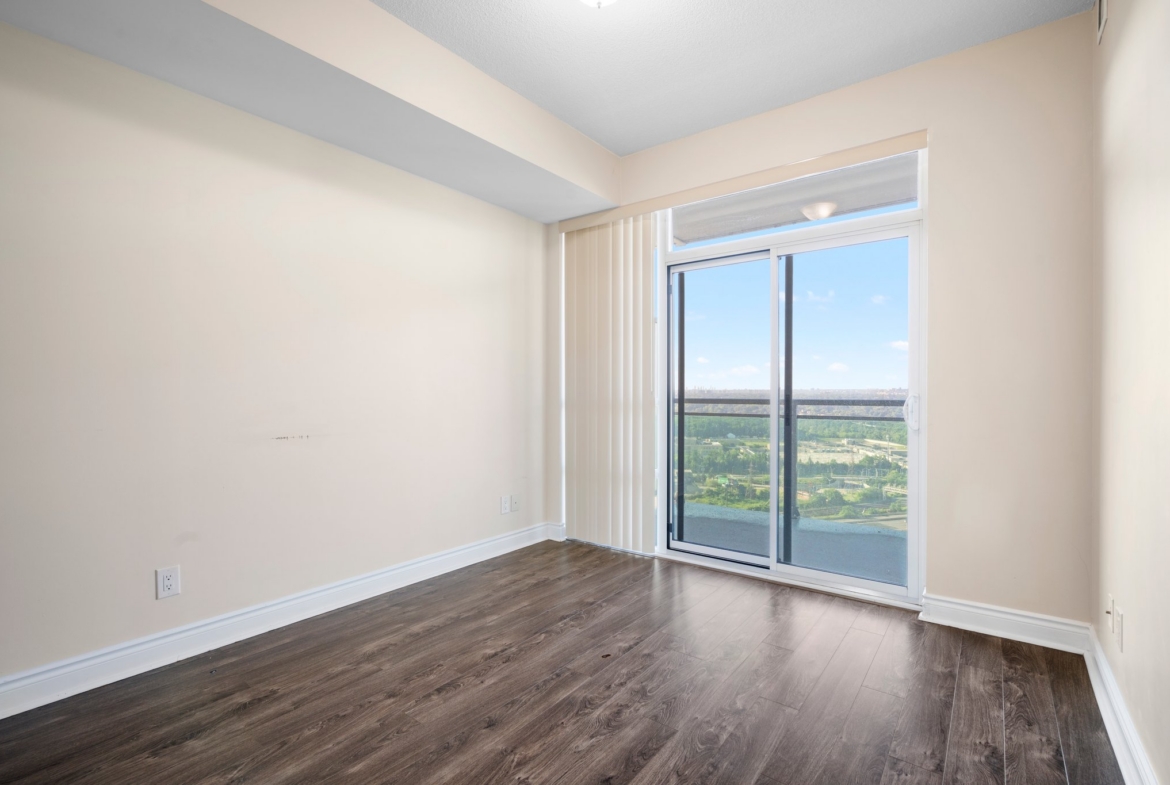 2604 – 16 Brookers Lane