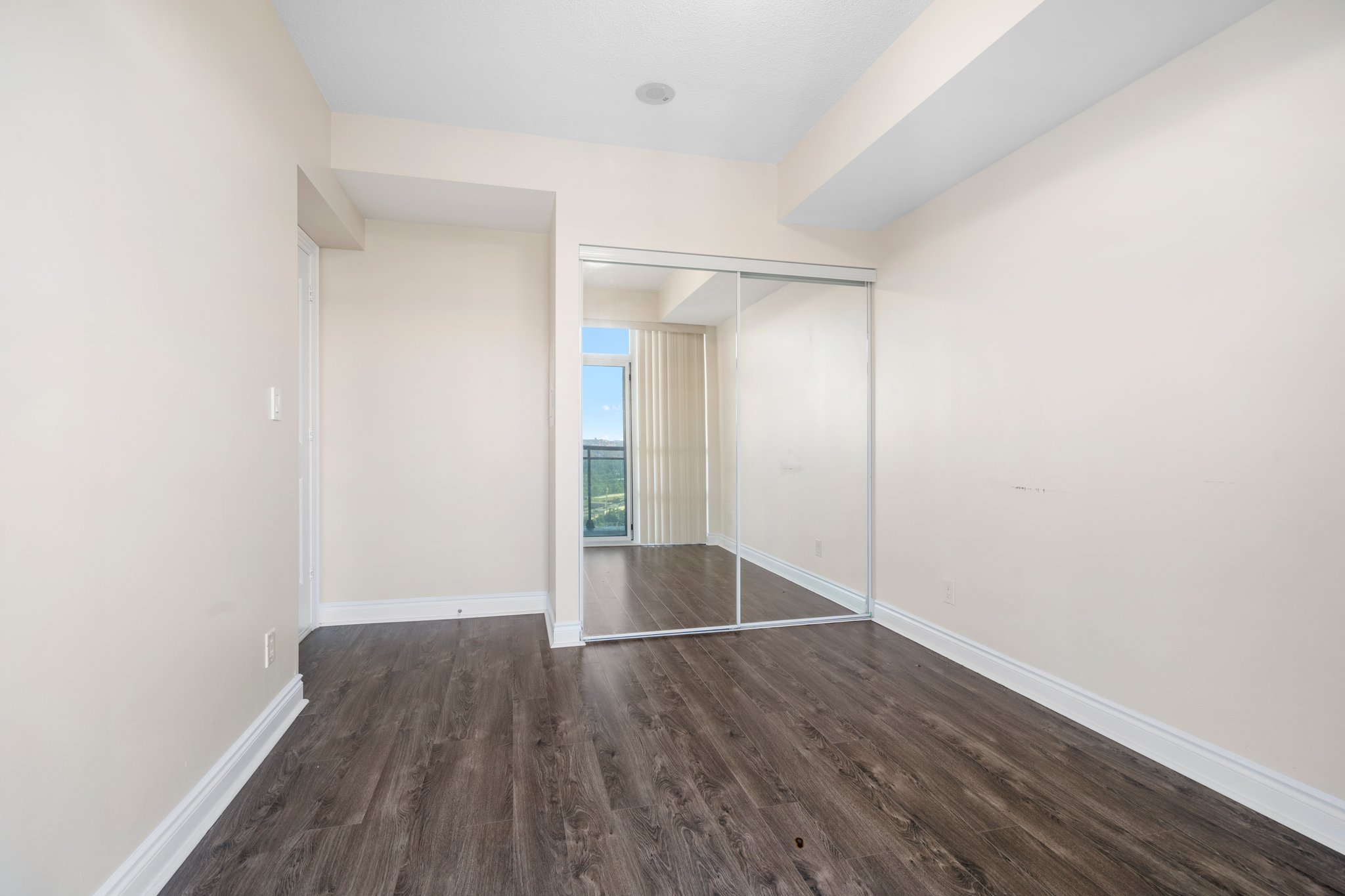 20-web-or-mls-16-brookers-ln-2604 2604 – 16 Brookers Lane