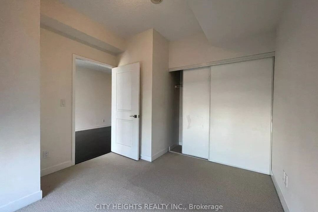 2008 – 510 Curran Place