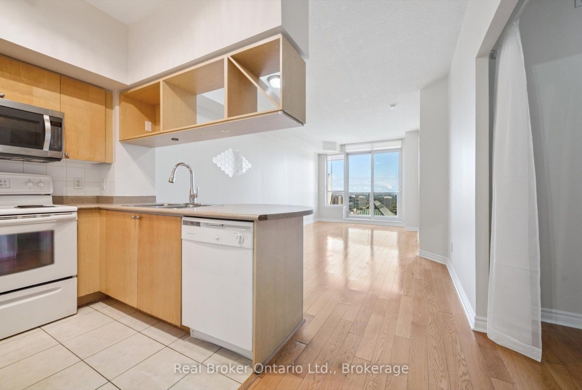 2103 – 4090 Living Arts Drive