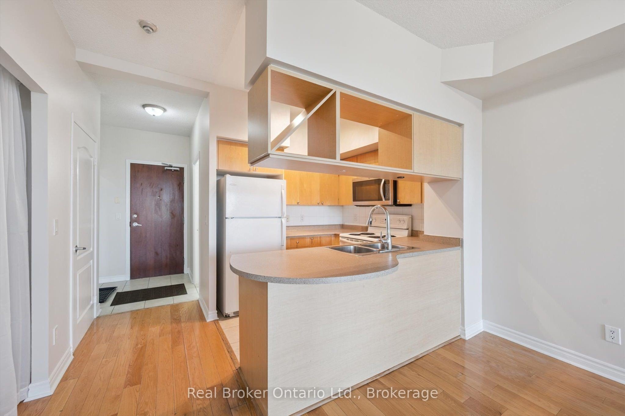 2103-4090-living-arts-drive-mississauga-W13704758-18-p 2103 – 4090 Living Arts Drive