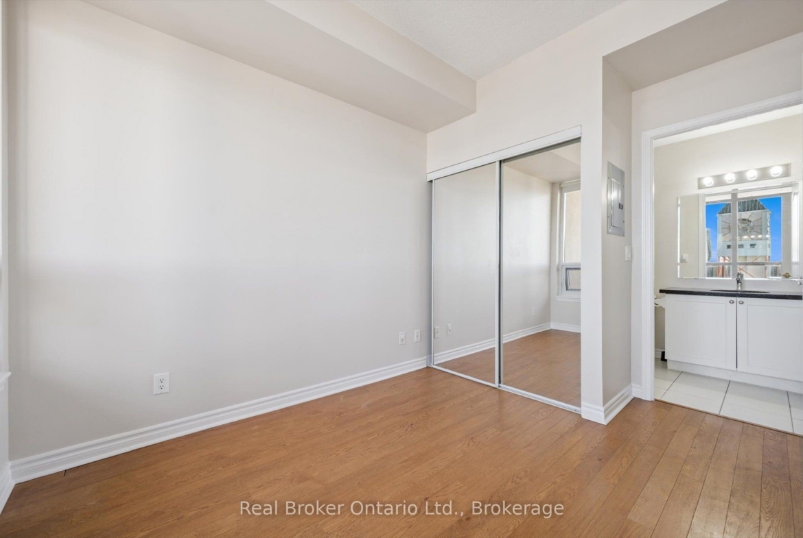 2103 – 4090 Living Arts Drive