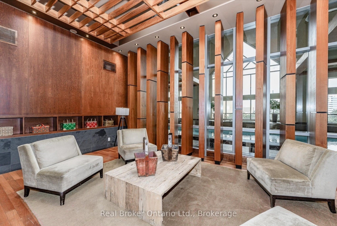 2103 – 4090 Living Arts Drive