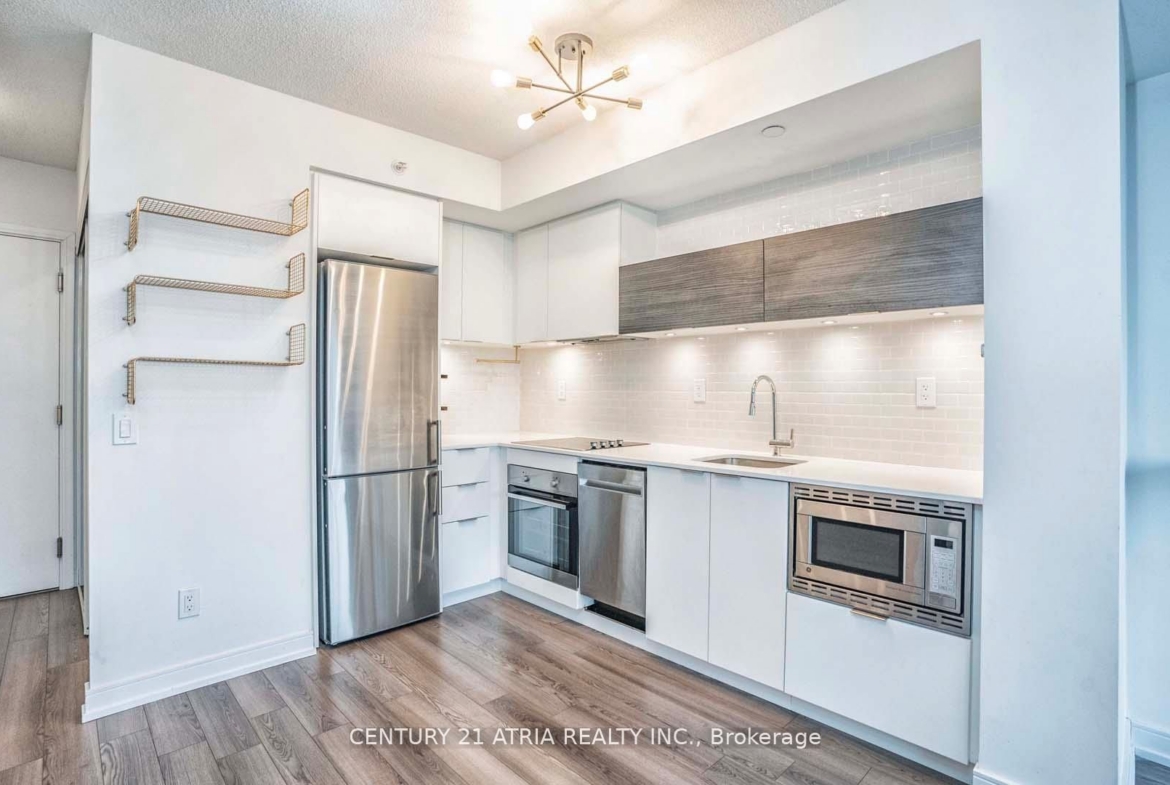 2703 – 20 Thomas Riley Road