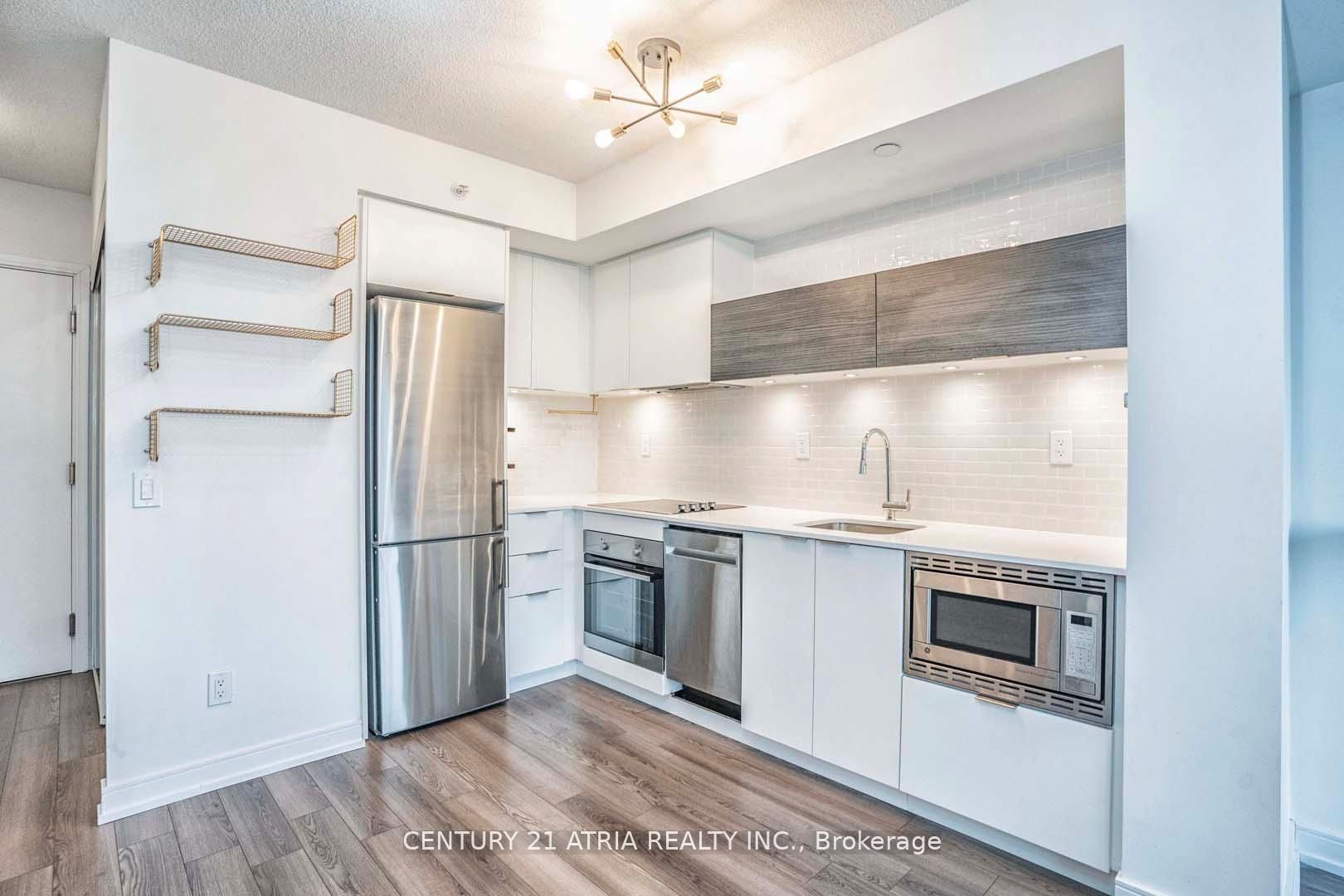 2703-20-thomas-riley-road-toronto-W13157084-6 2703 – 20 Thomas Riley Road