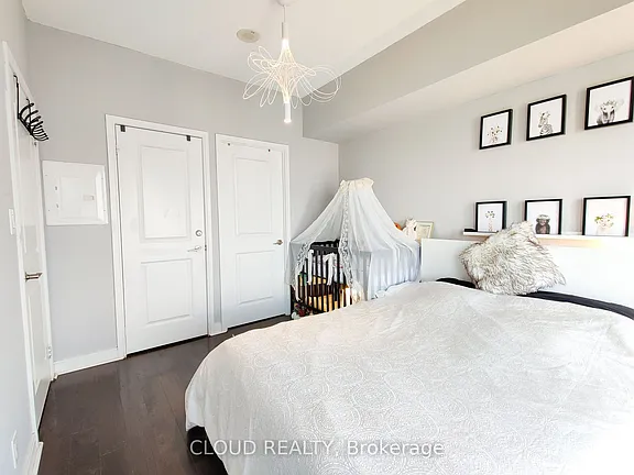 1608 50 Absolute Ave
