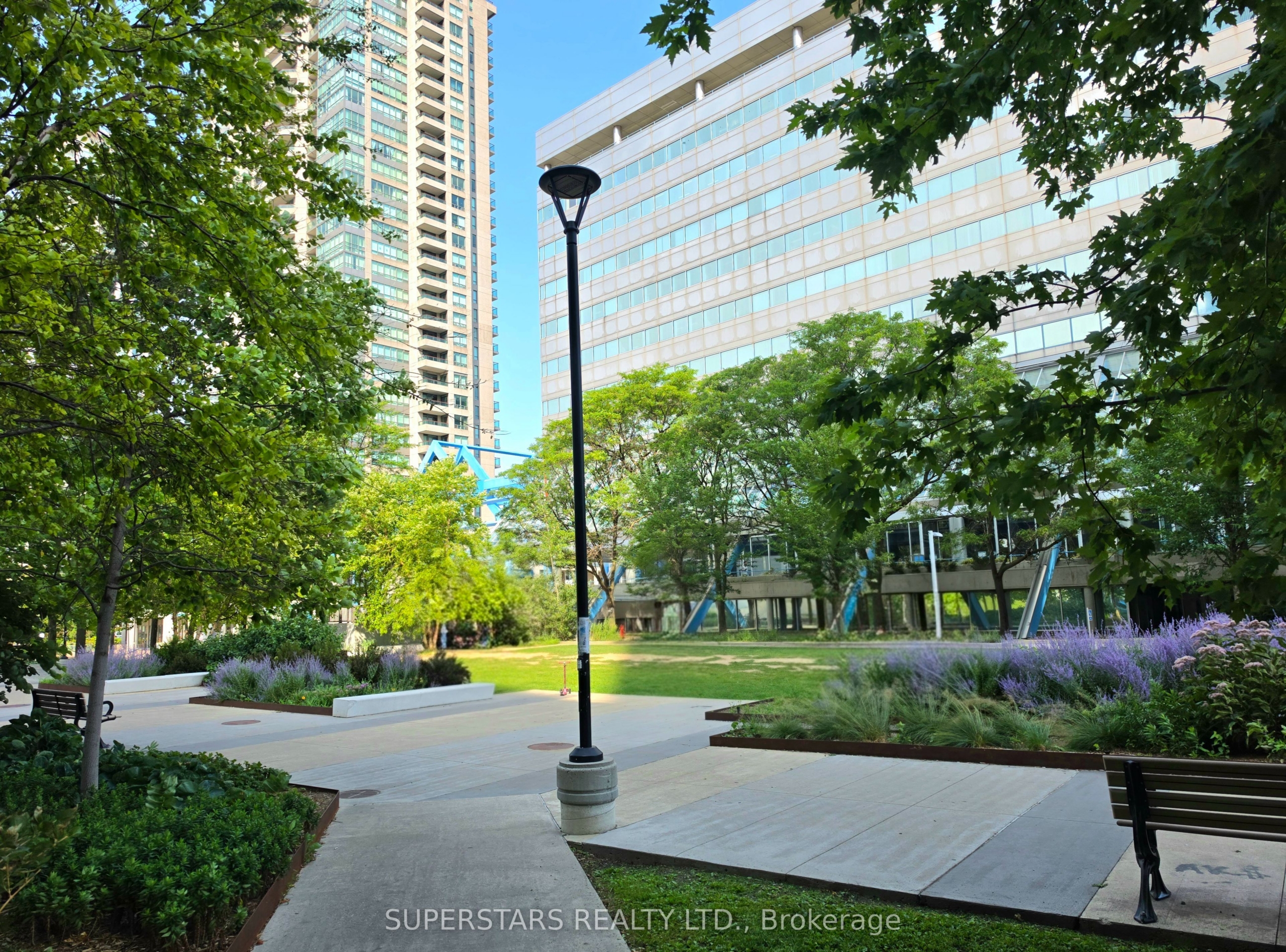 3008-70-town-centre-court-toronto-E13665206-21 3008 – 70 Town Centre Ct, Toronto