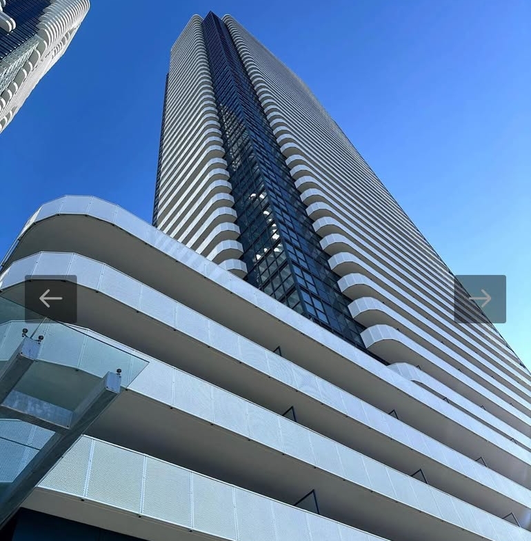 1611 – 225 Commerce Street