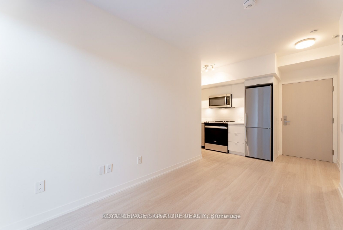548 – 500 Wilson Avenue