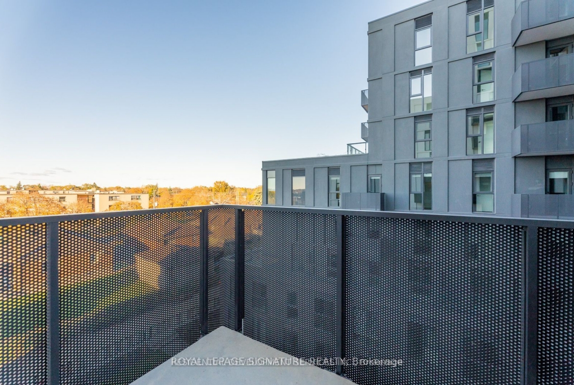 548 – 500 Wilson Avenue