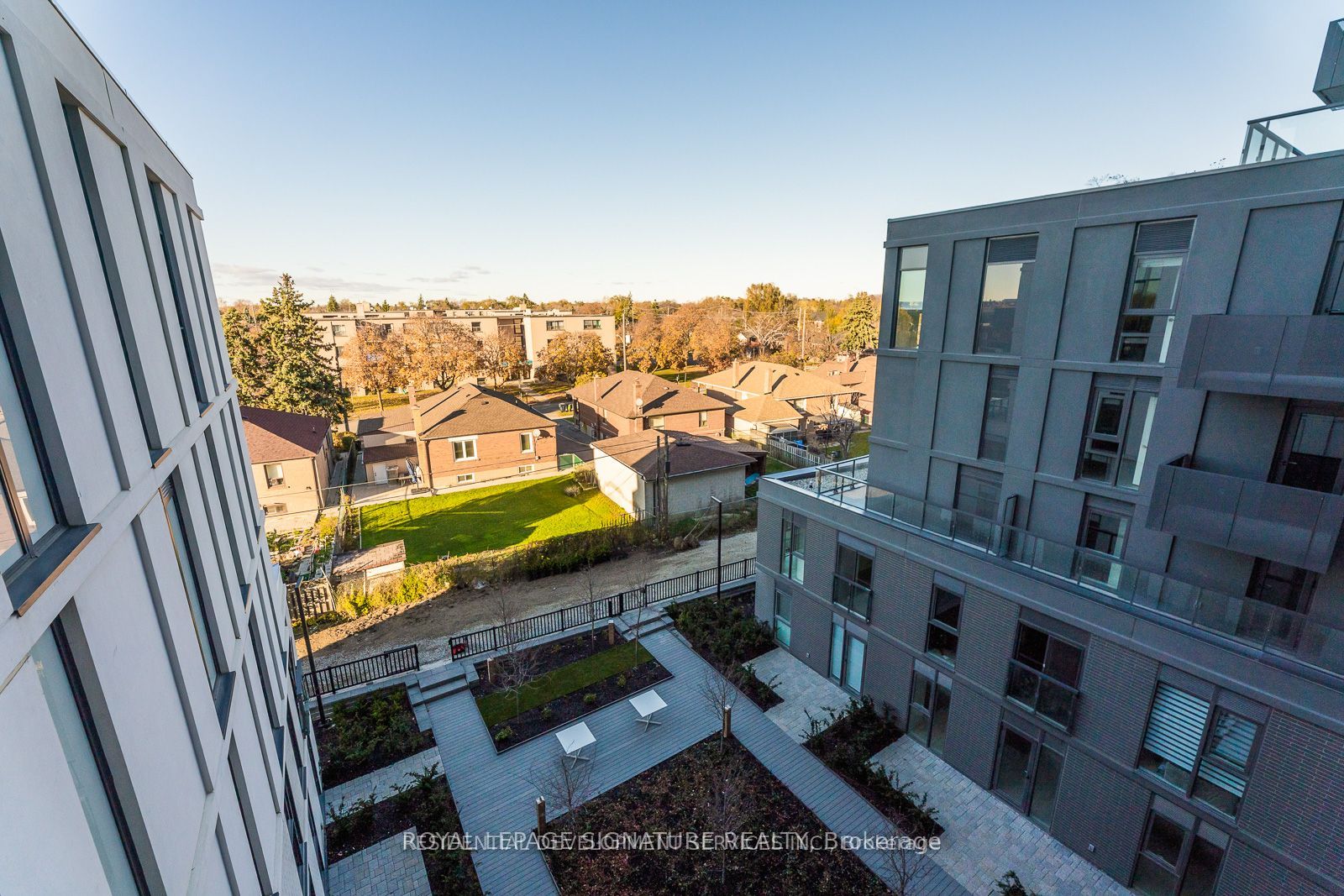 548-500-wilson-avenue-toronto-C13426624-18 548 – 500 Wilson Avenue