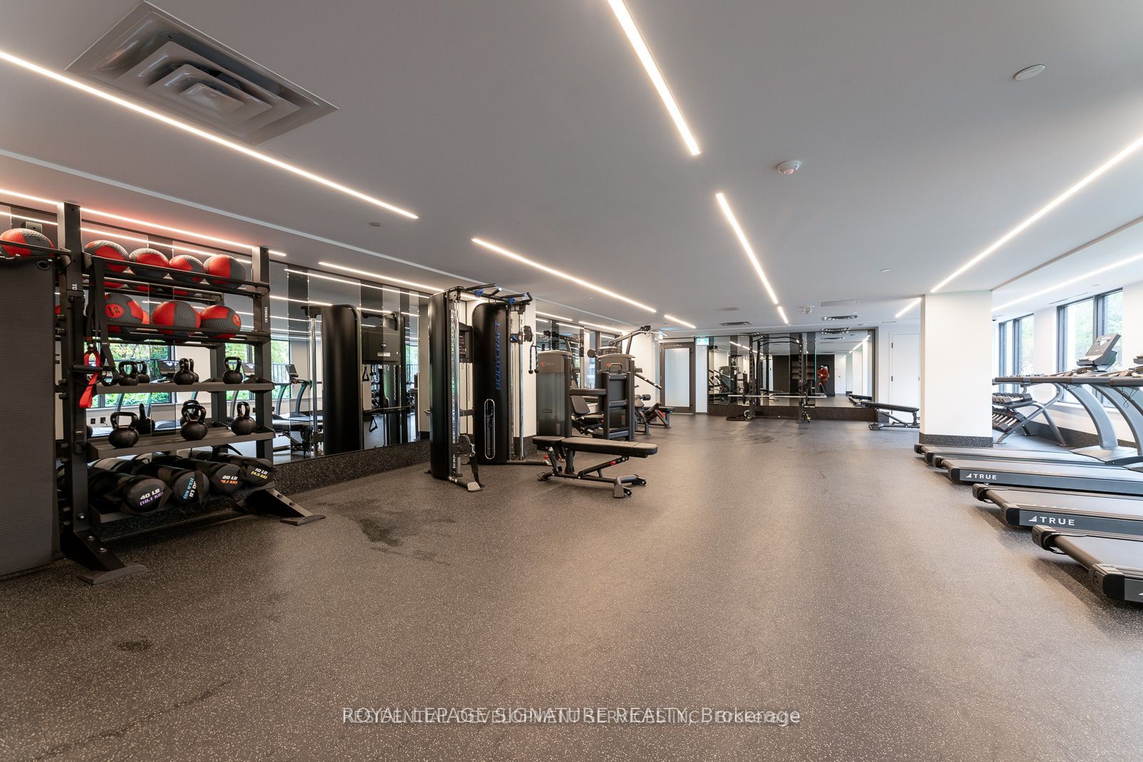 548-500-wilson-avenue-toronto-C13426624-29 548 – 500 Wilson Avenue