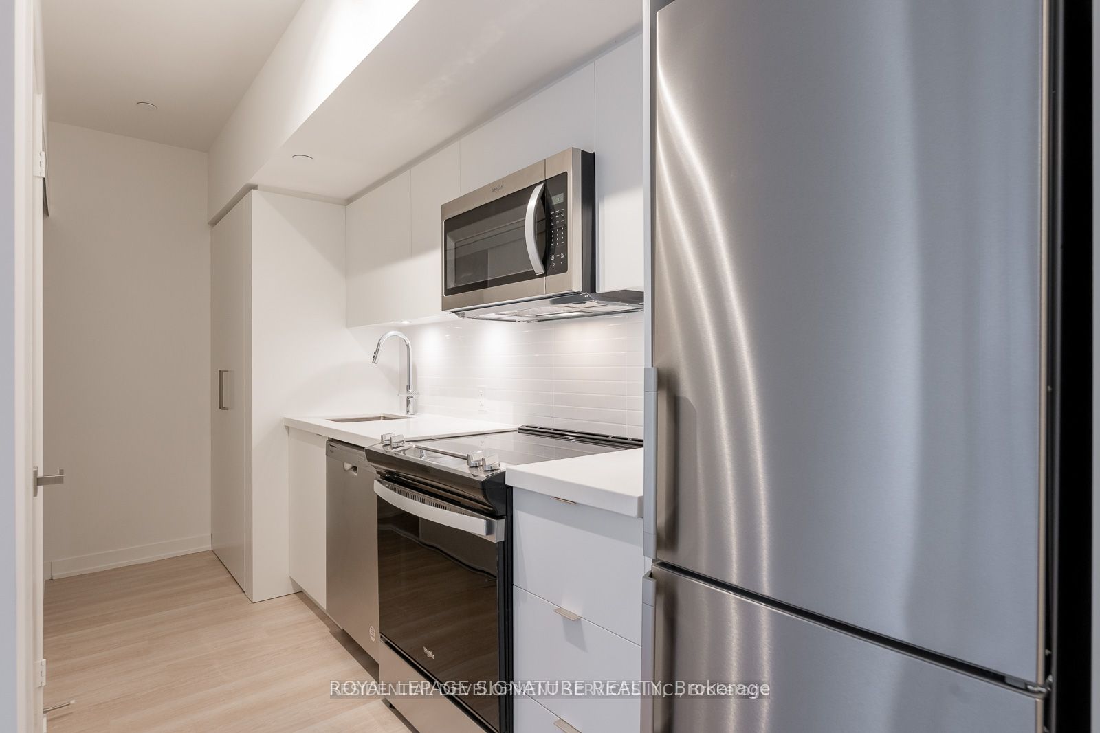548-500-wilson-avenue-toronto-C13426624-7 548 – 500 Wilson Avenue