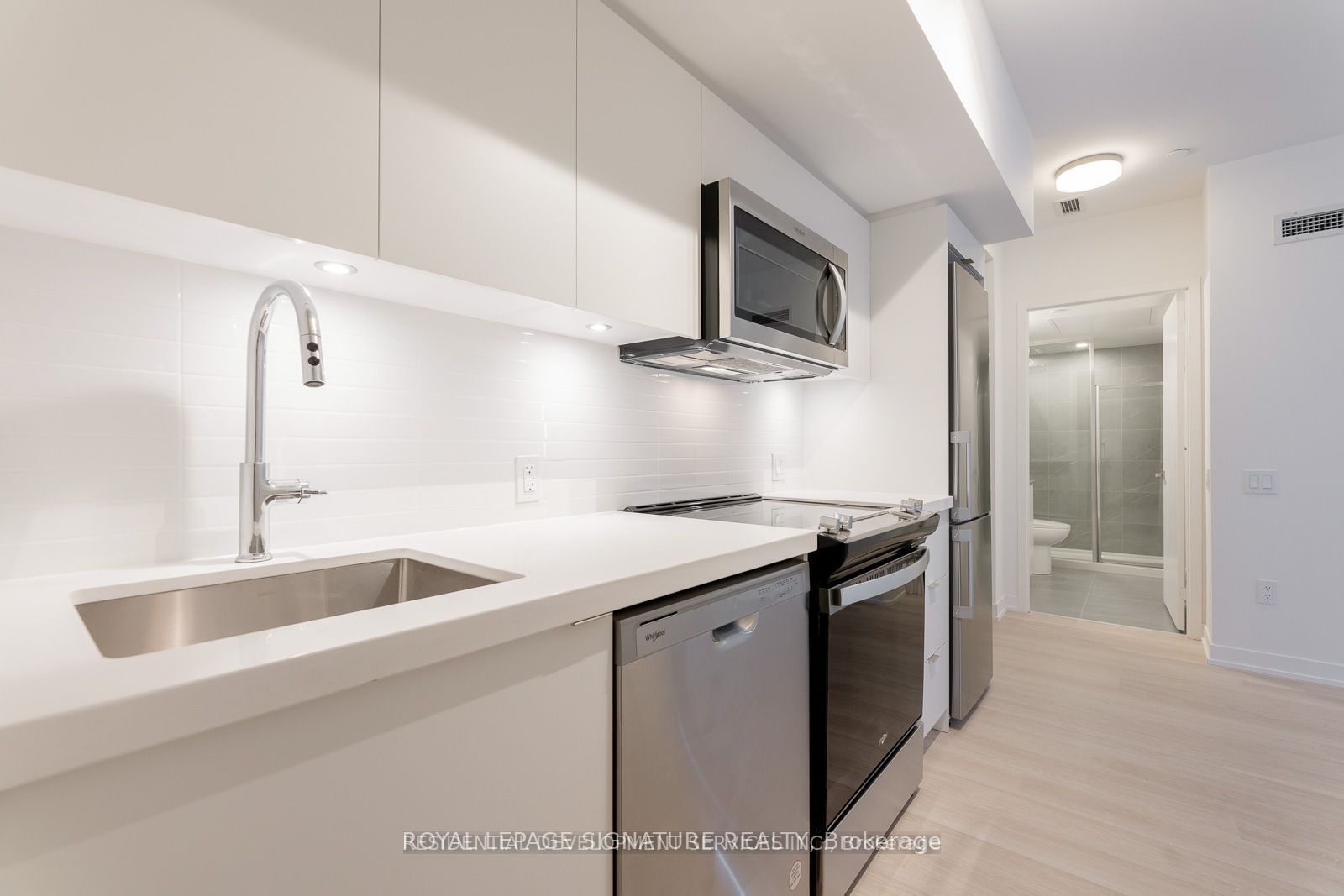 548-500-wilson-avenue-toronto-C13426624-8 548 – 500 Wilson Avenue