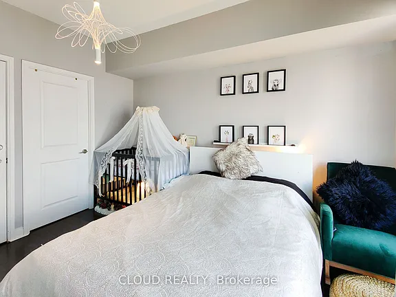 1608 50 Absolute Ave
