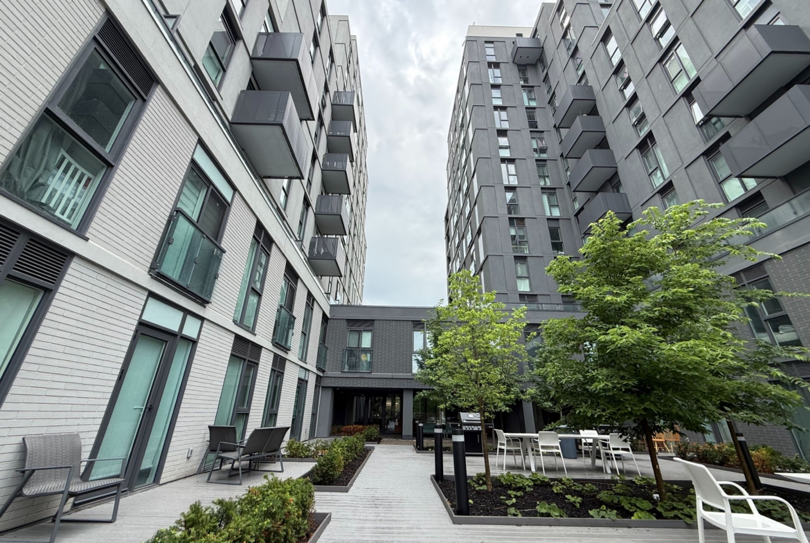 703 – 500 Wilson Avenue