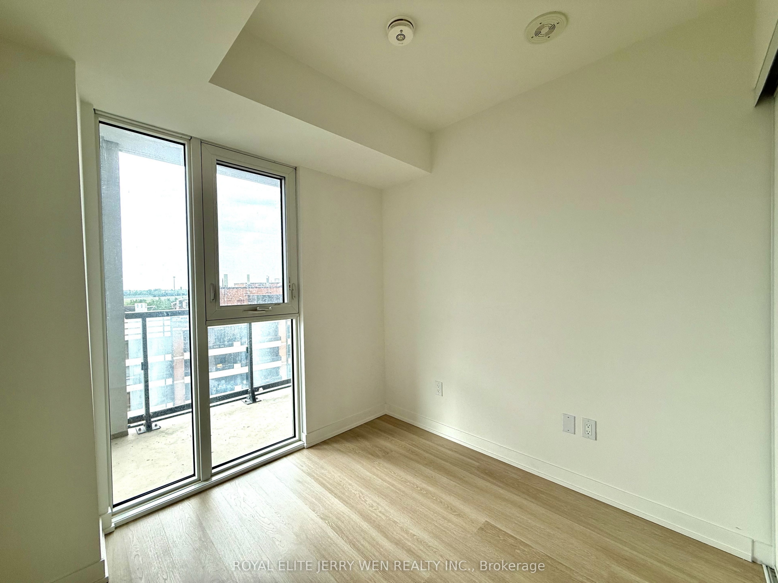 703-500-wilson-avenue-toronto-C13546314-6 703 – 500 Wilson Avenue