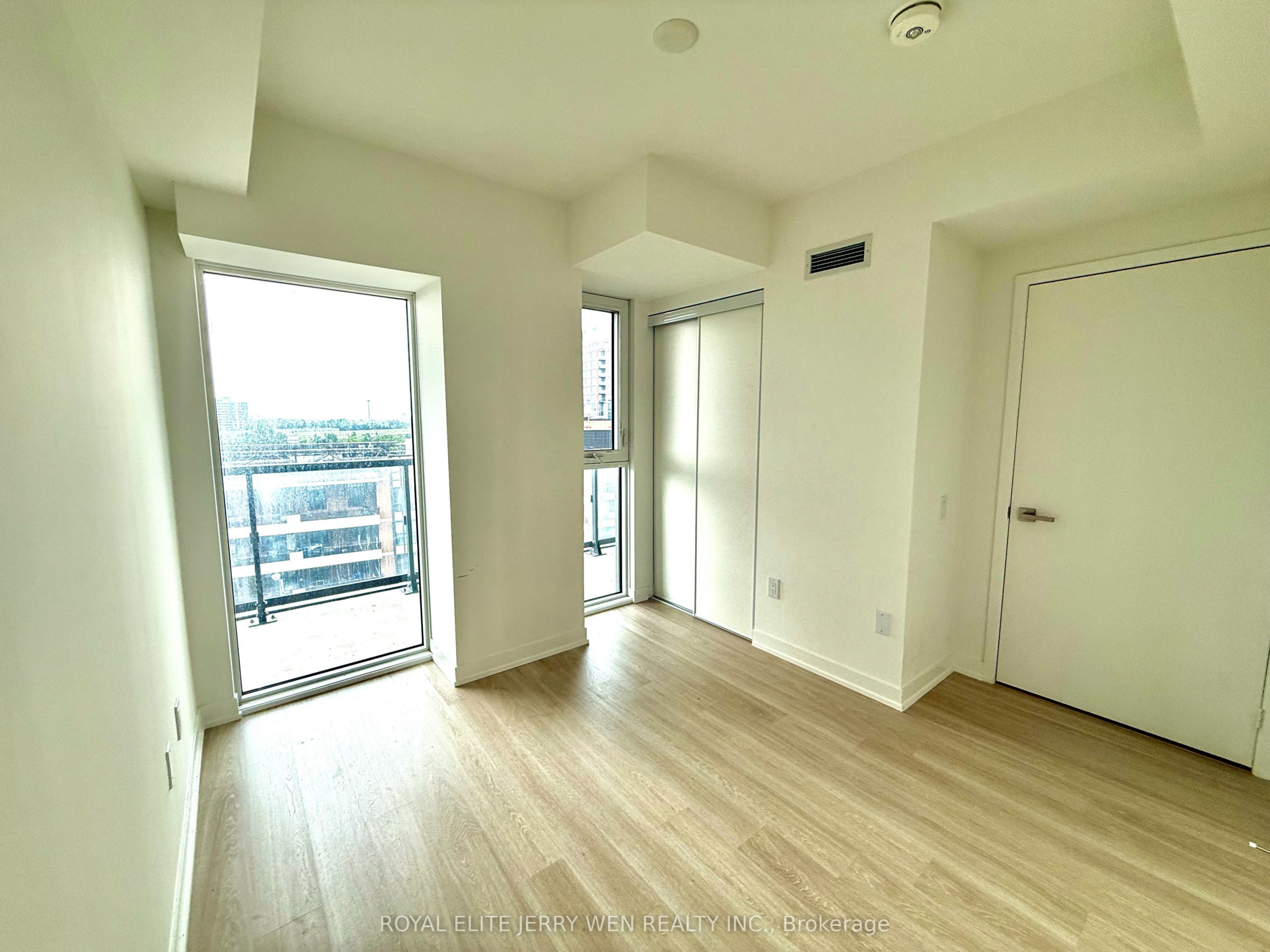 703-500-wilson-avenue-toronto-C13546314-9 703 – 500 Wilson Avenue