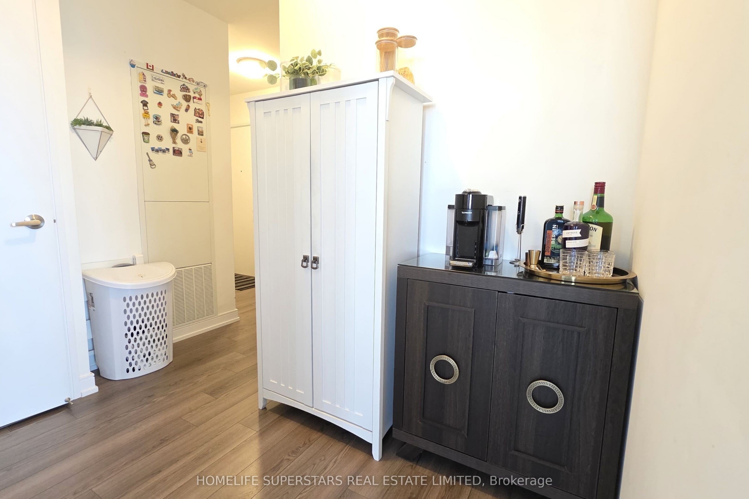 809-20-thomas-riley-road-west-toronto-W13642982-10-p 809 – 20 Thomas Riley Road W