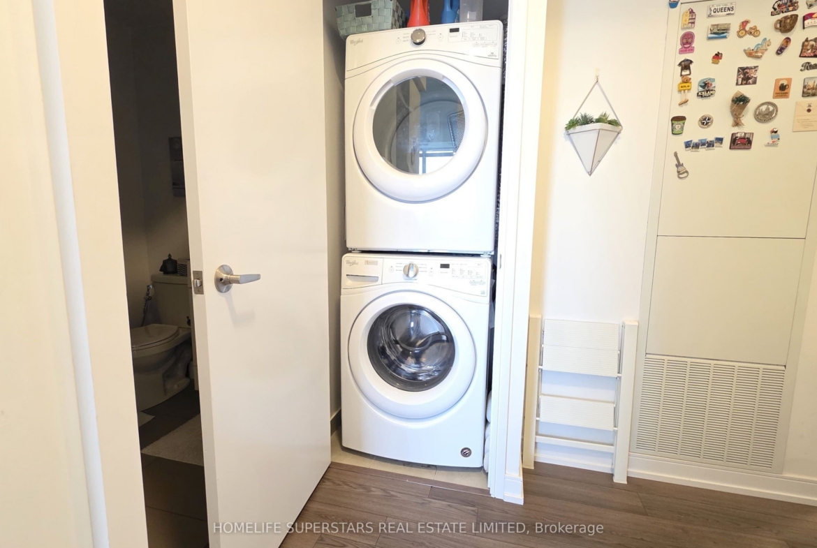 809 – 20 Thomas Riley Road W
