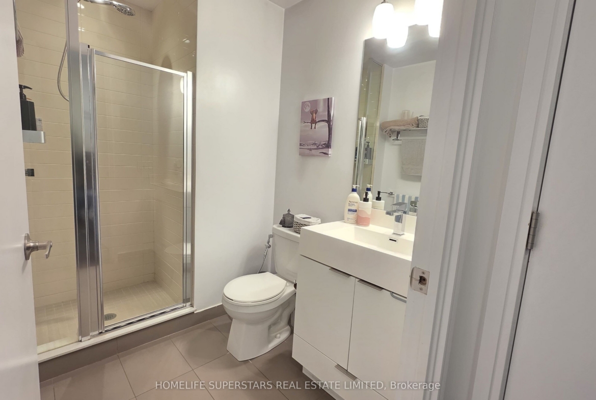809 – 20 Thomas Riley Road W