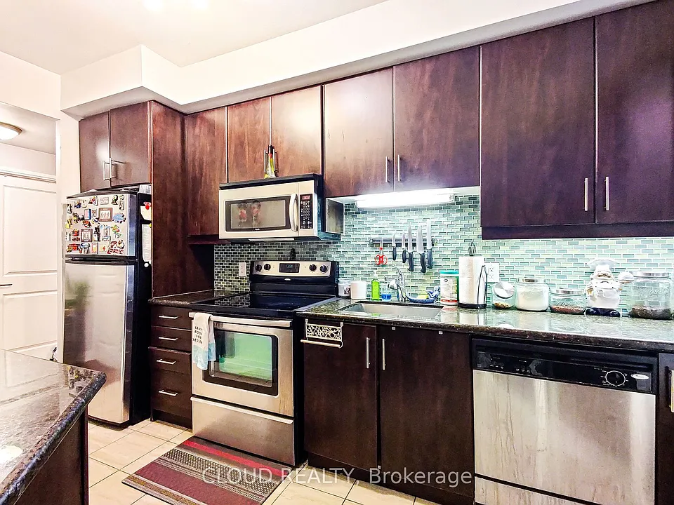 1608 50 Absolute Ave