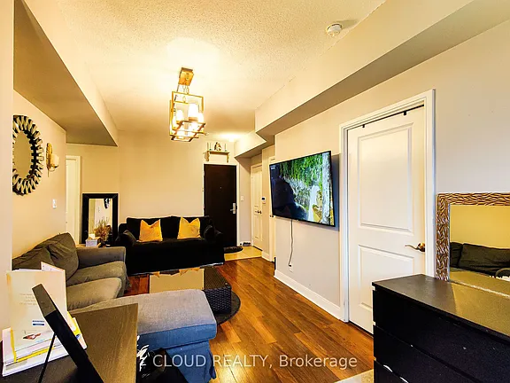 1608 50 Absolute Ave