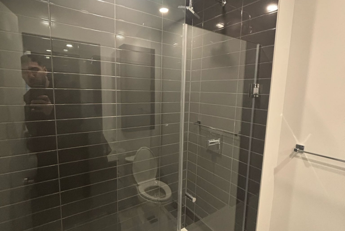1206 – 430 Square One Drive