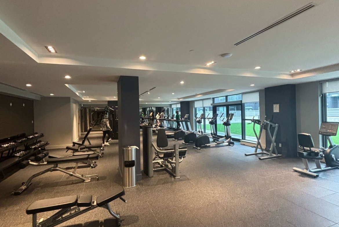 1206 – 430 Square One Drive
