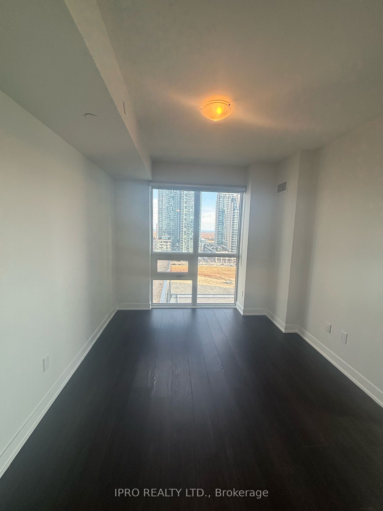 1206 – 430 Square One Drive