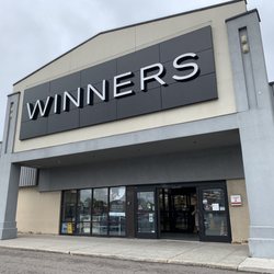 912 – 5241 Dundas St W